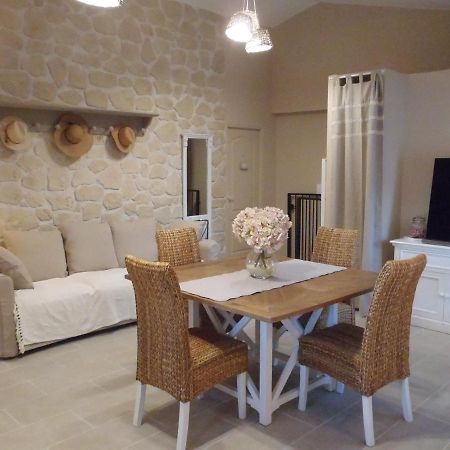 Provence Luberon Bonnieux Location Gite Chez Basile מראה חיצוני תמונה